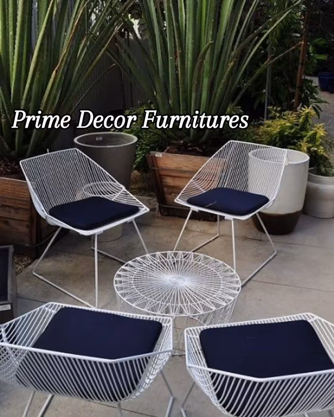 Modern White Wire 4-Seater Lounge Set & Table