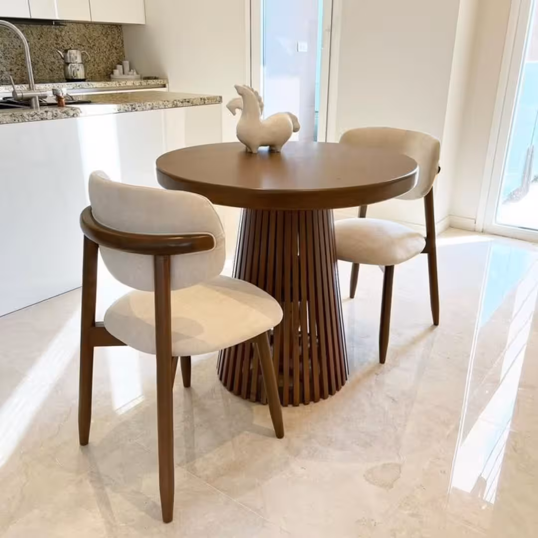 Modern Mahogany Round Dining Set with Slatted Pedestal Base
