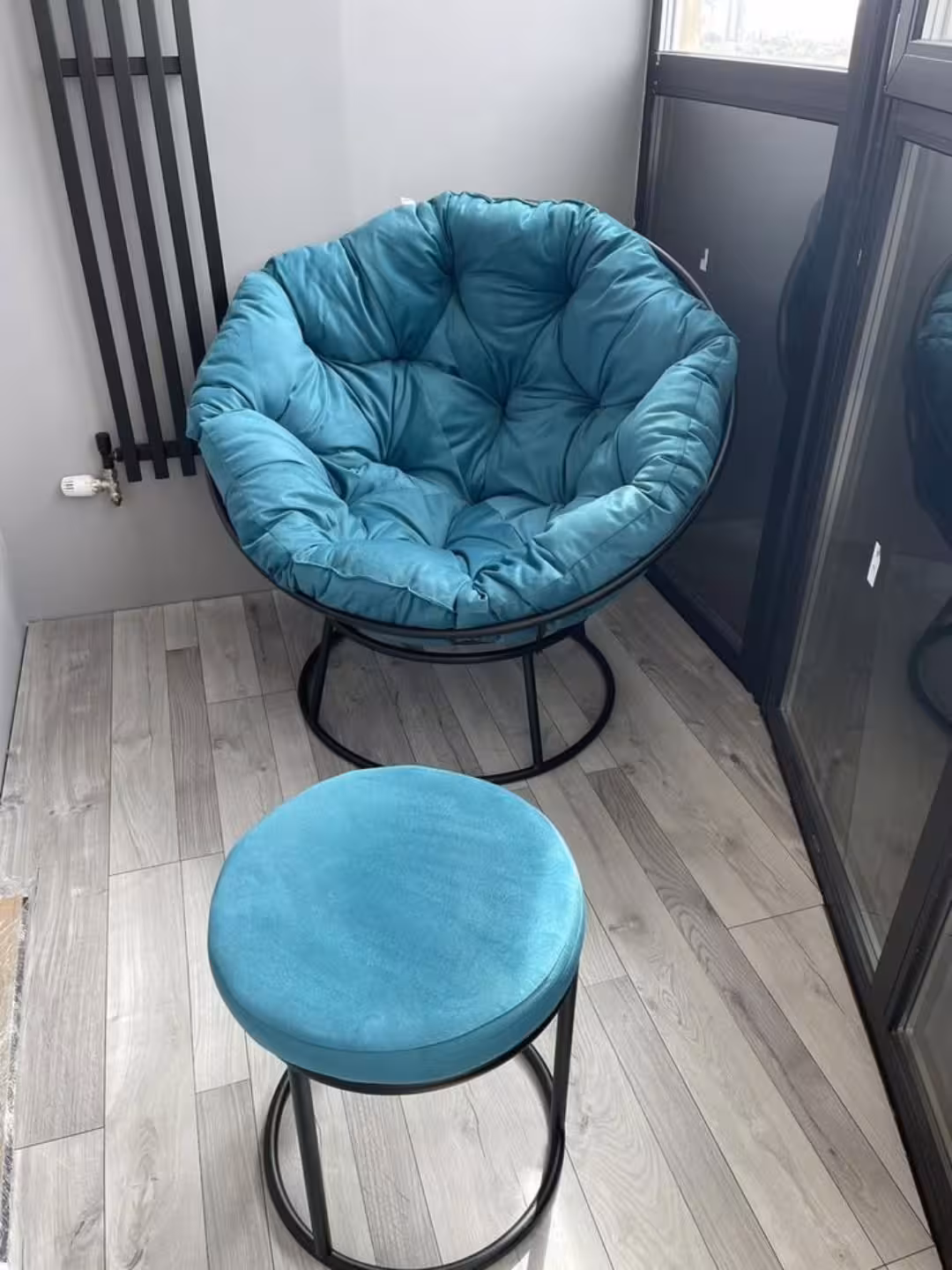 Cloud-Nest Papasan Lounge Set with Matching Ottoman