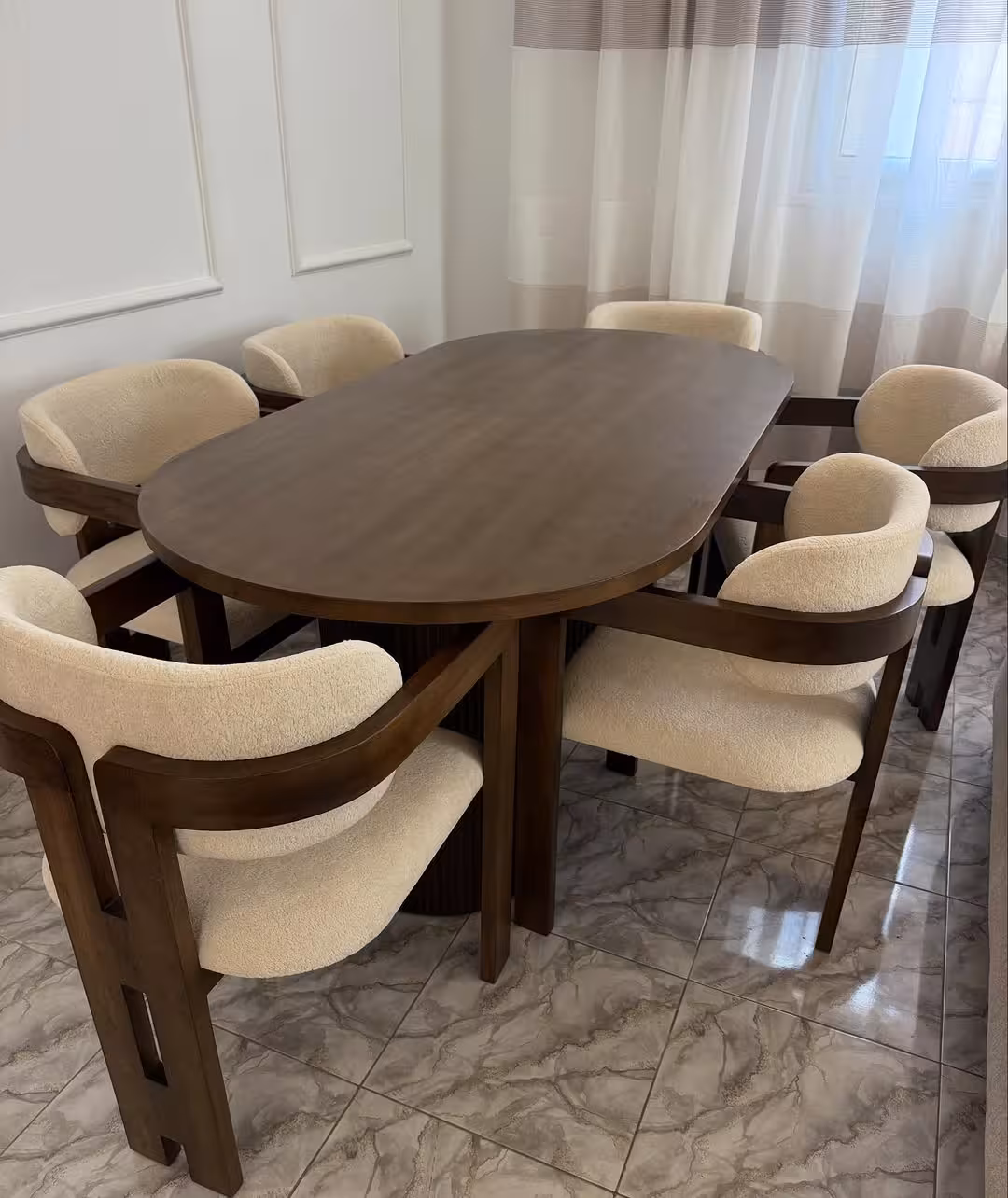 Contemporary Pill-Shaped 8-Seater Dining Set with Bouclé Chairs